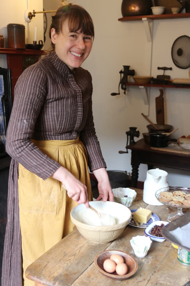 Halloween Bake Back in Time 